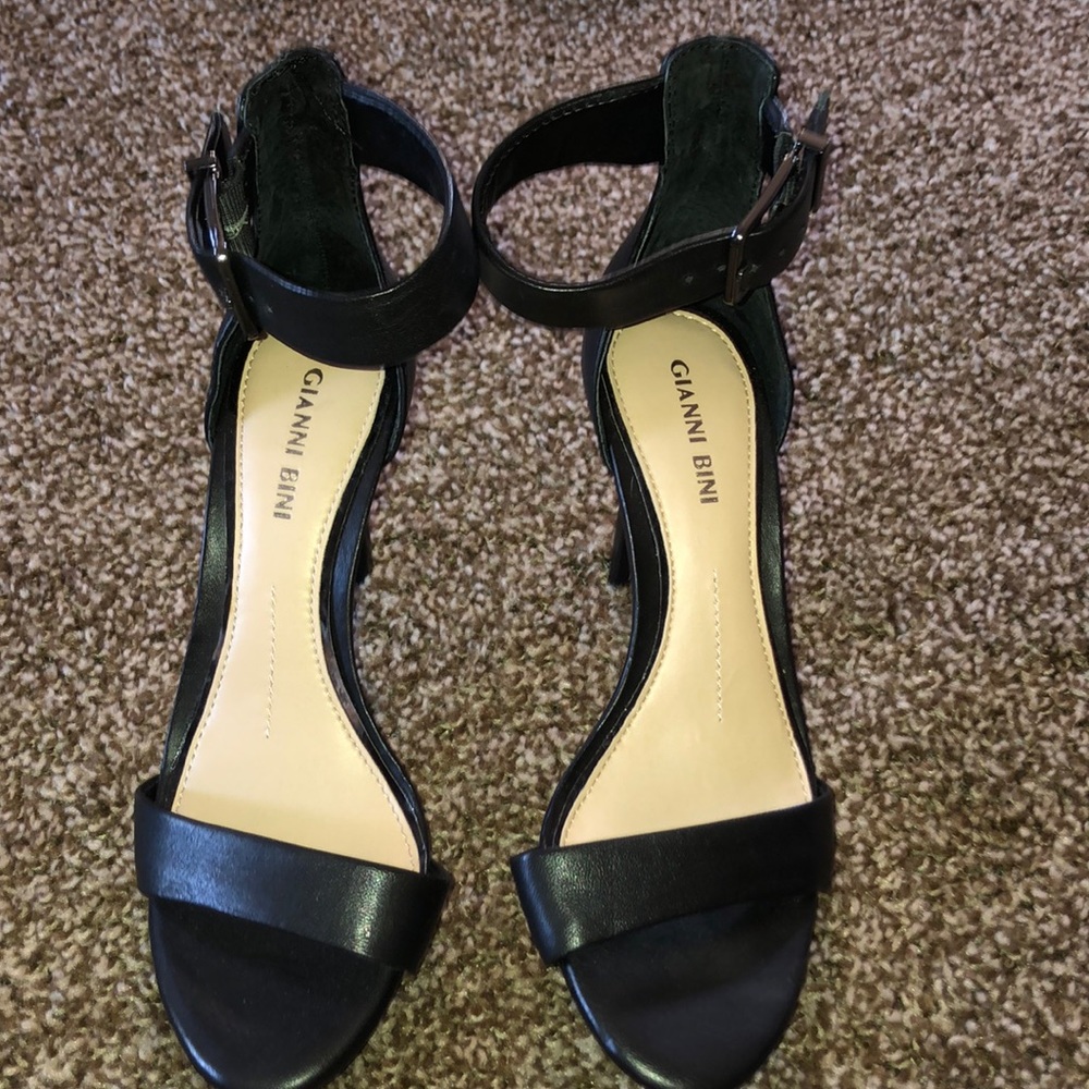 Brand New Gianni Bini black strap stiletto heels